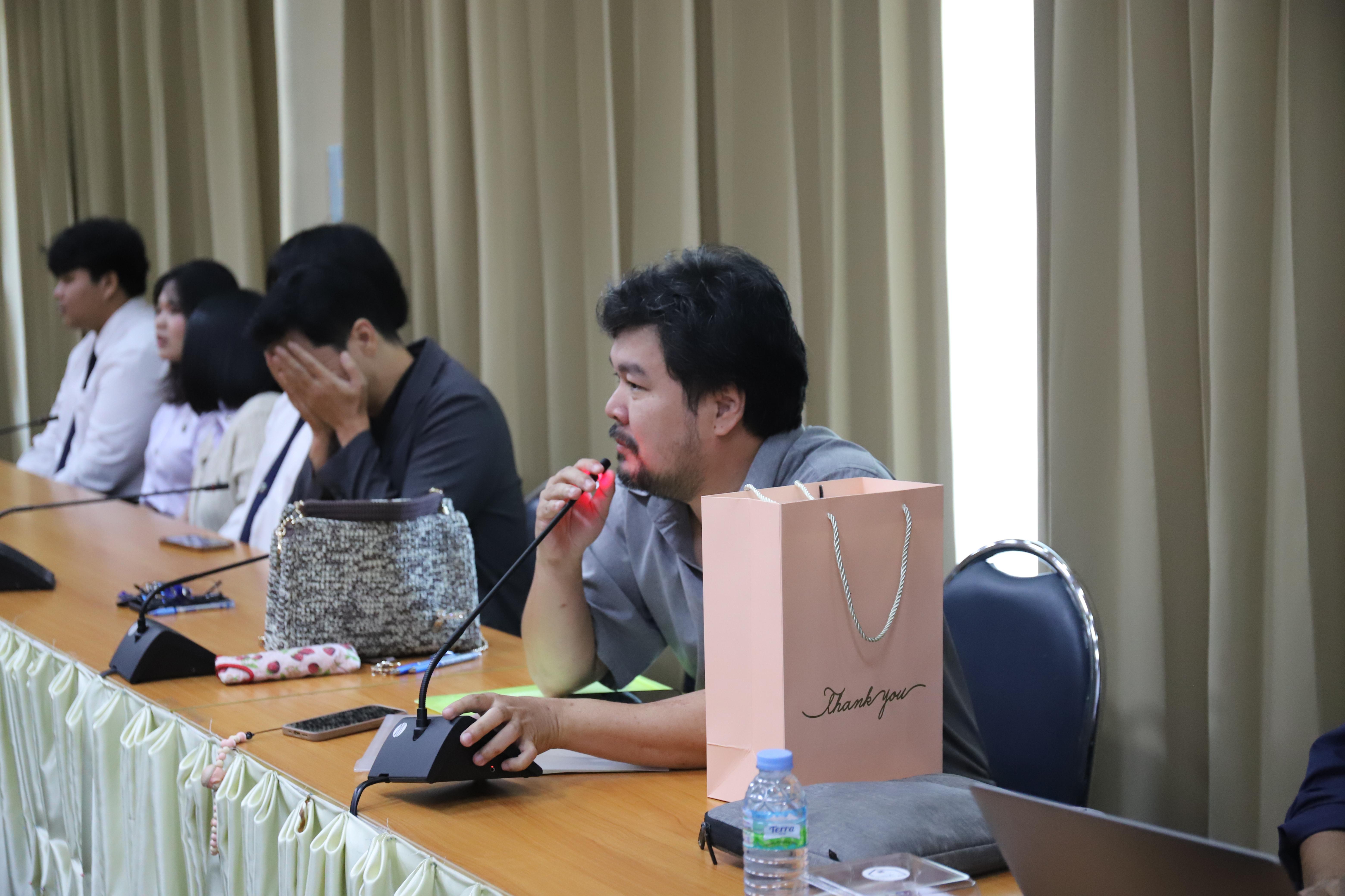 9. หลักสูตรเทคโนโลยีคอมพิวเตอร์ ร่วมลงนาม MOU