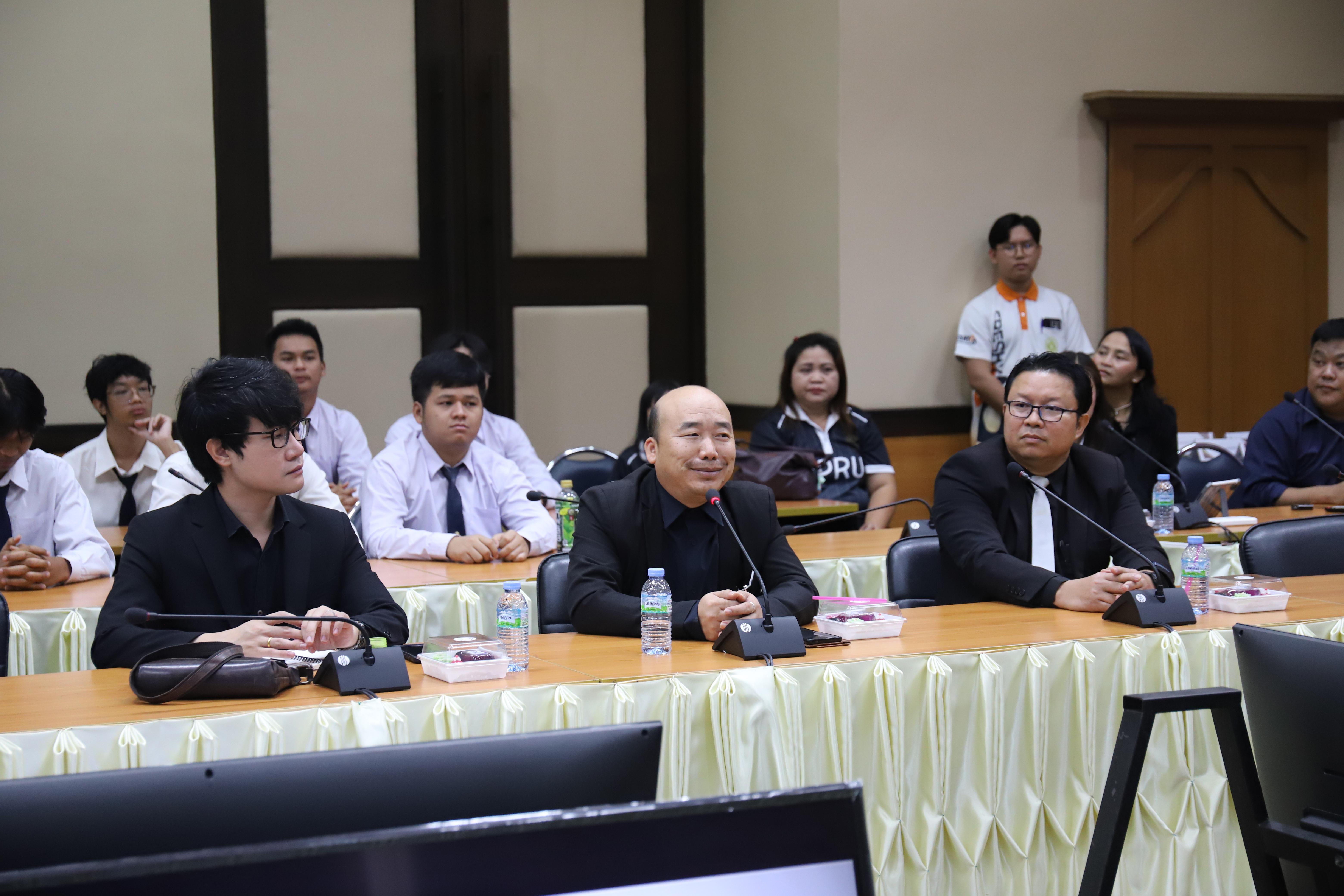 19. หลักสูตรเทคโนโลยีคอมพิวเตอร์ ร่วมลงนาม MOU