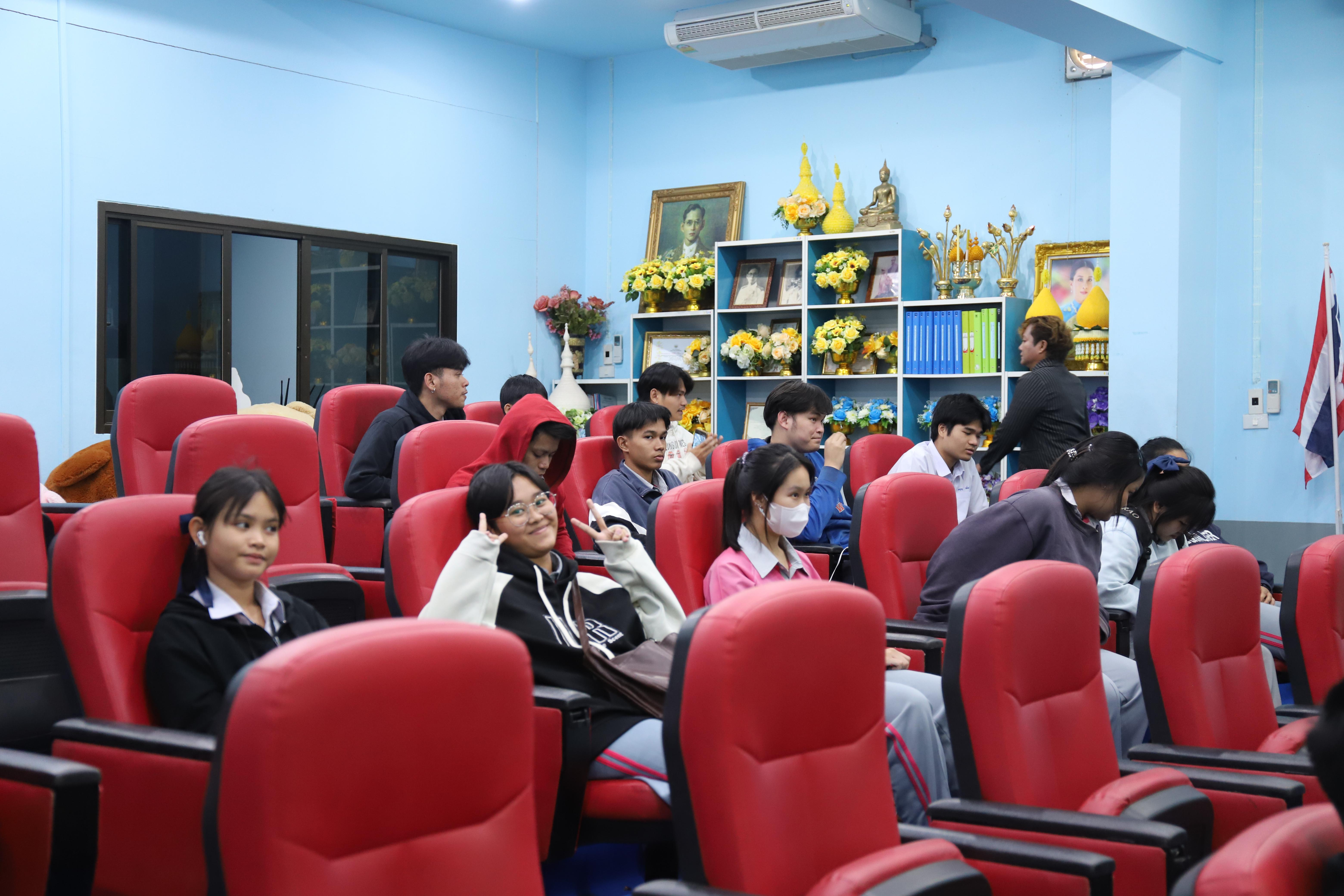 5. โรงเรียนชากังราว