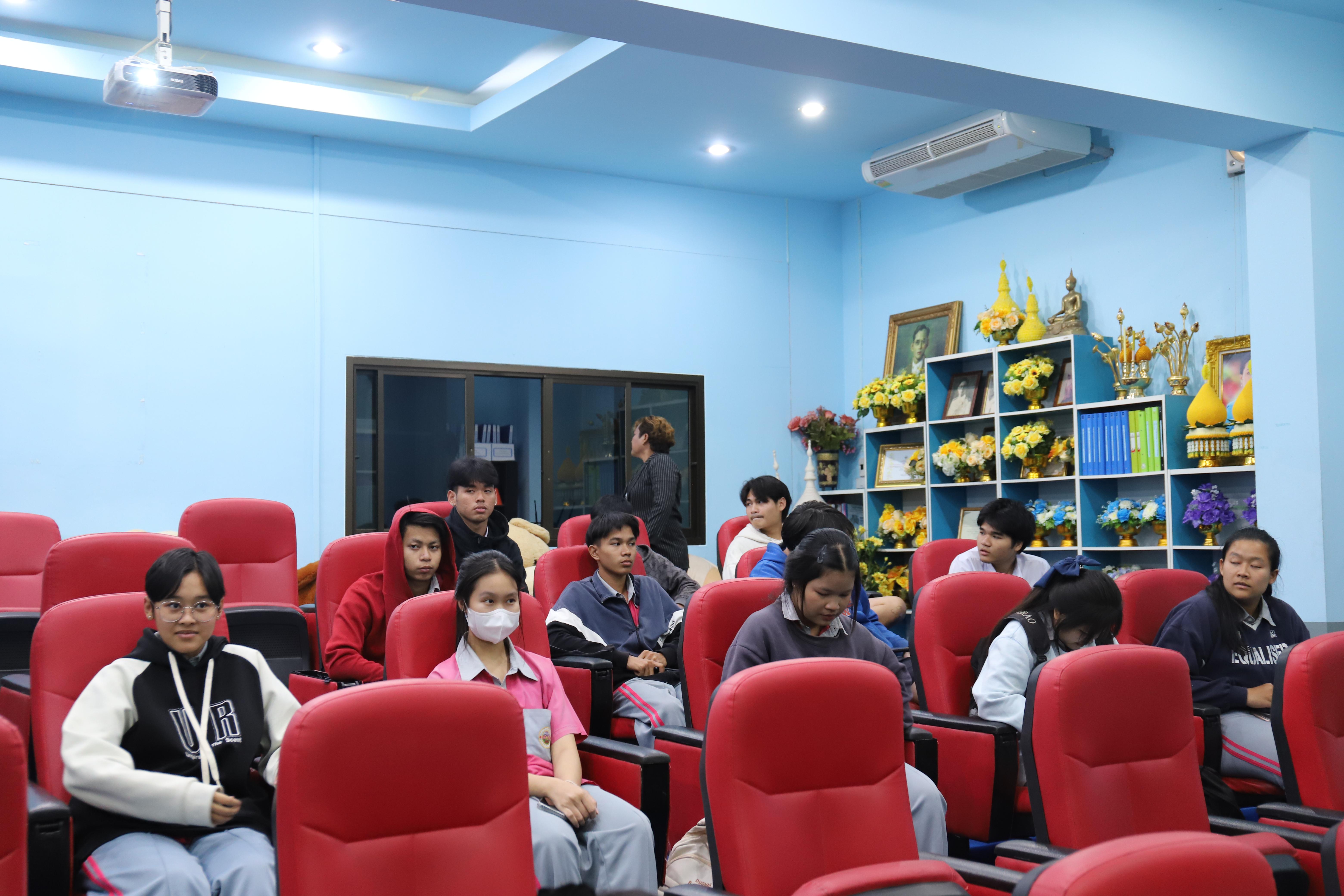 6. โรงเรียนชากังราว