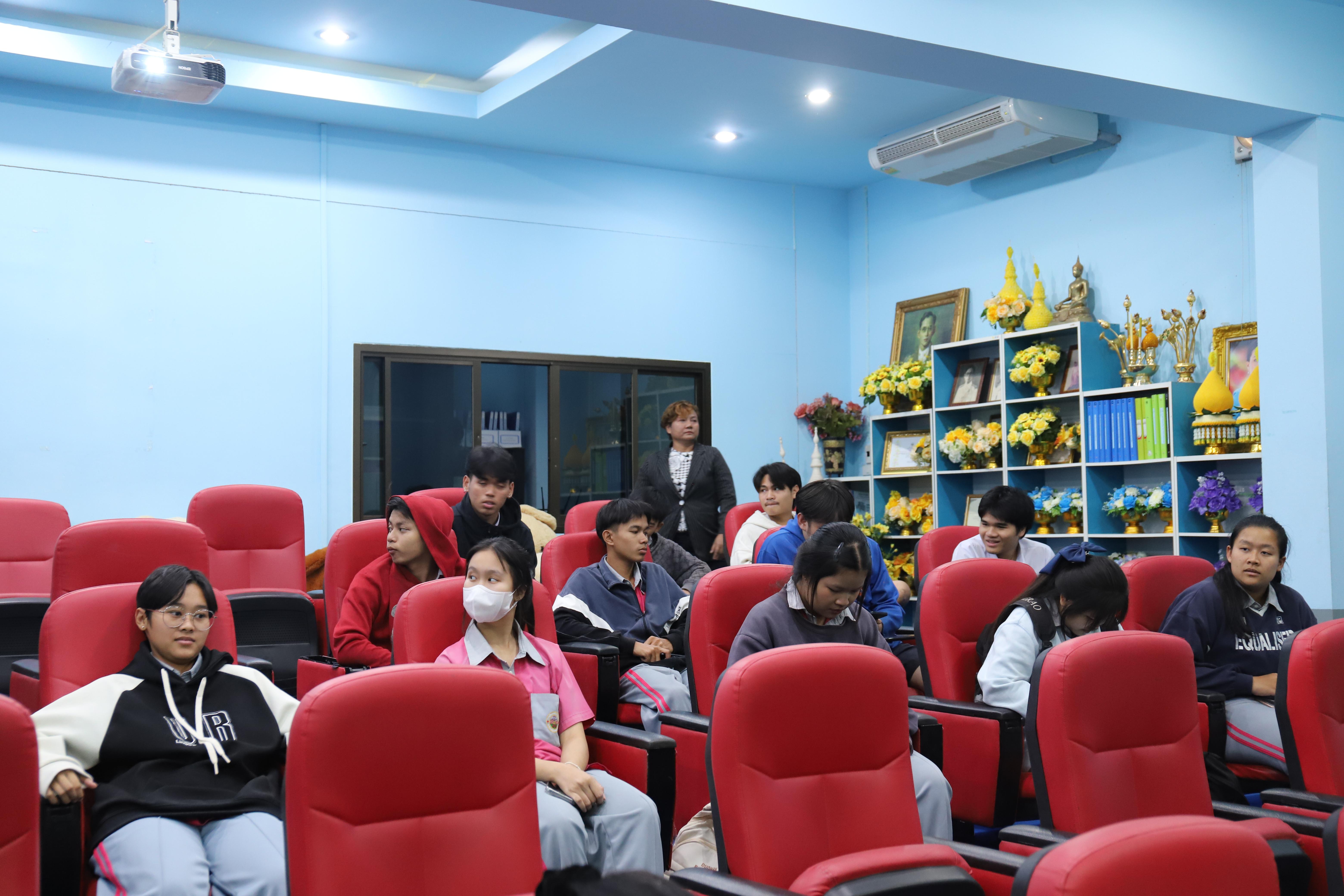 7. โรงเรียนชากังราว