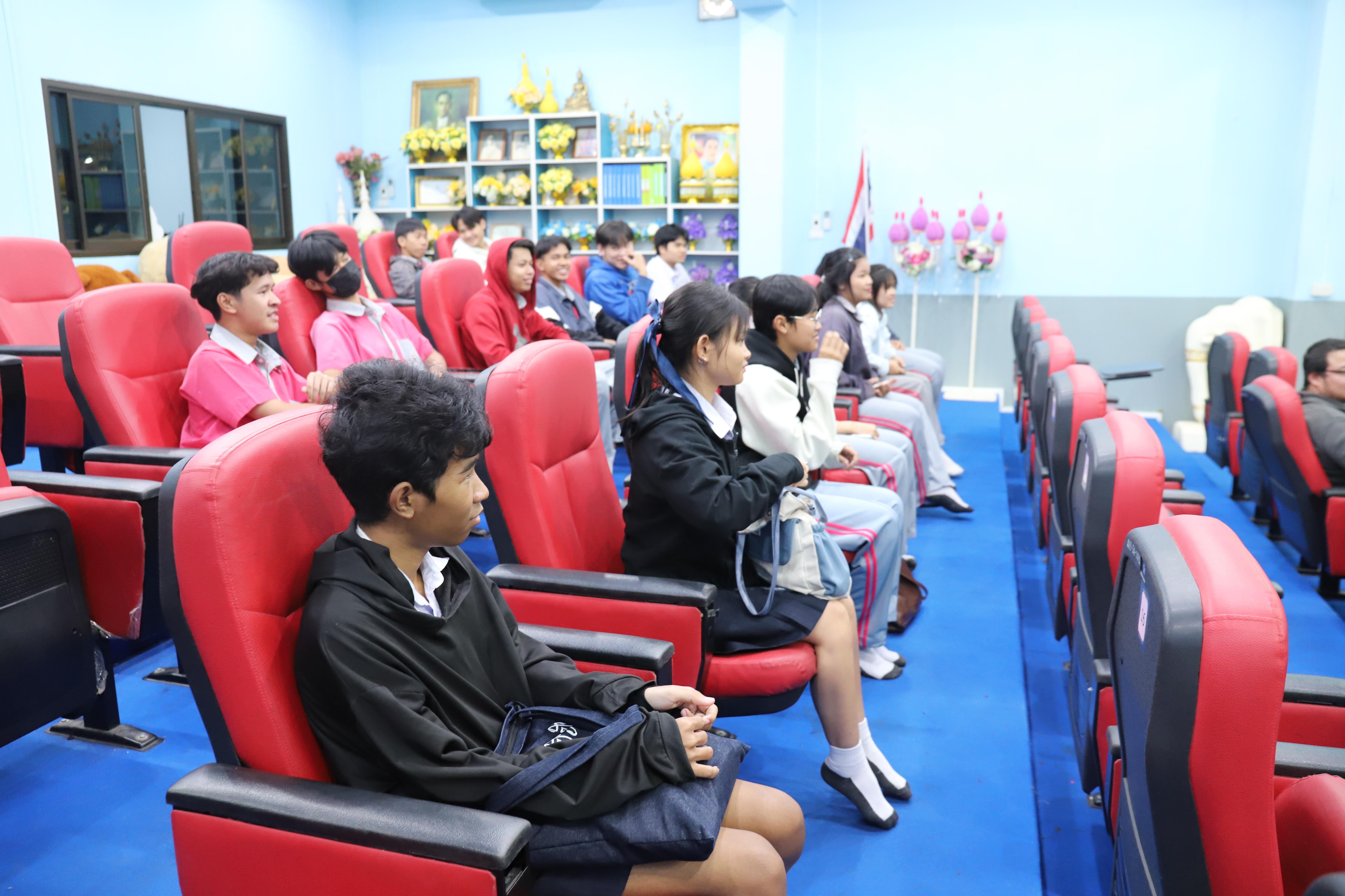 11. โรงเรียนชากังราว