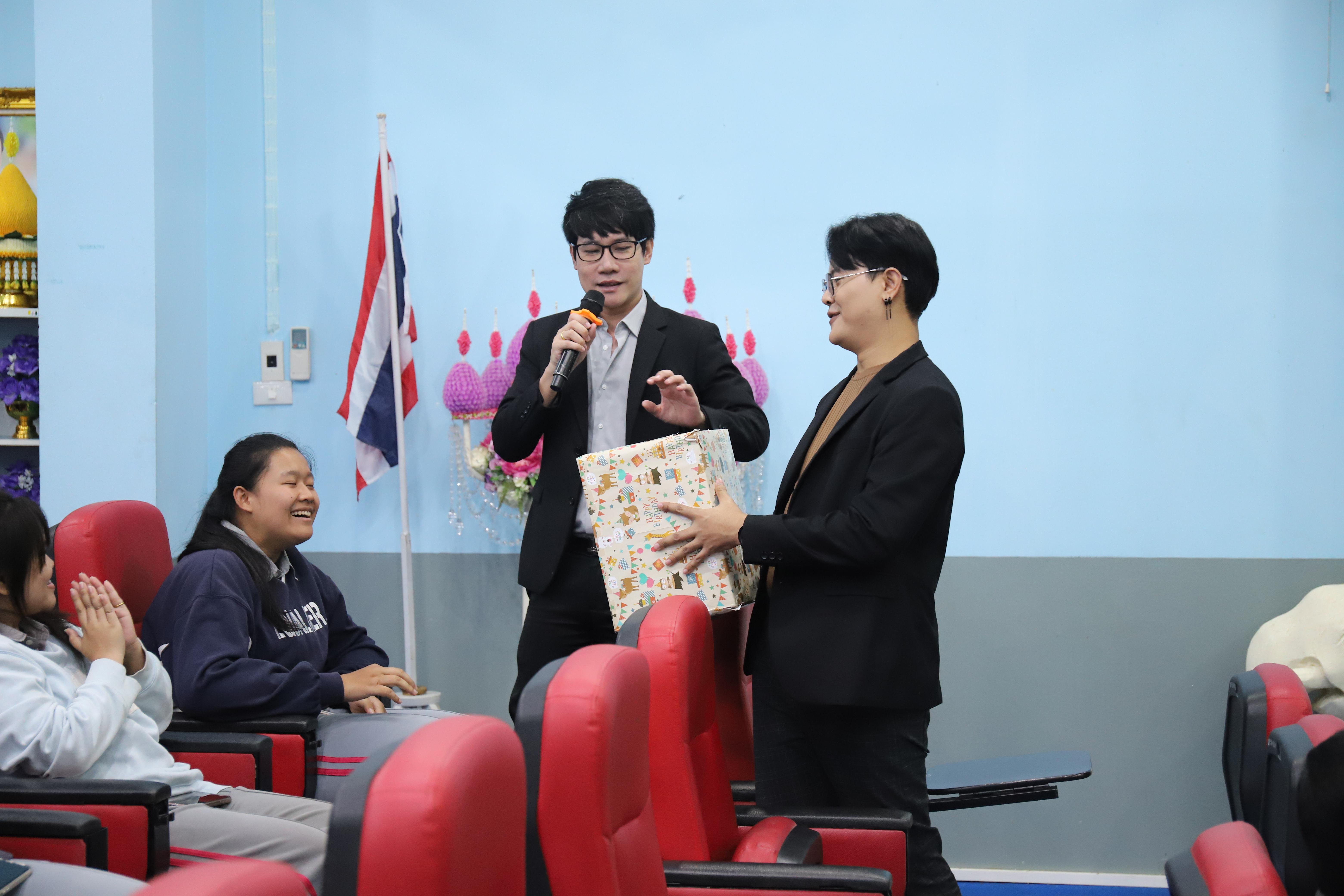 18. โรงเรียนชากังราว