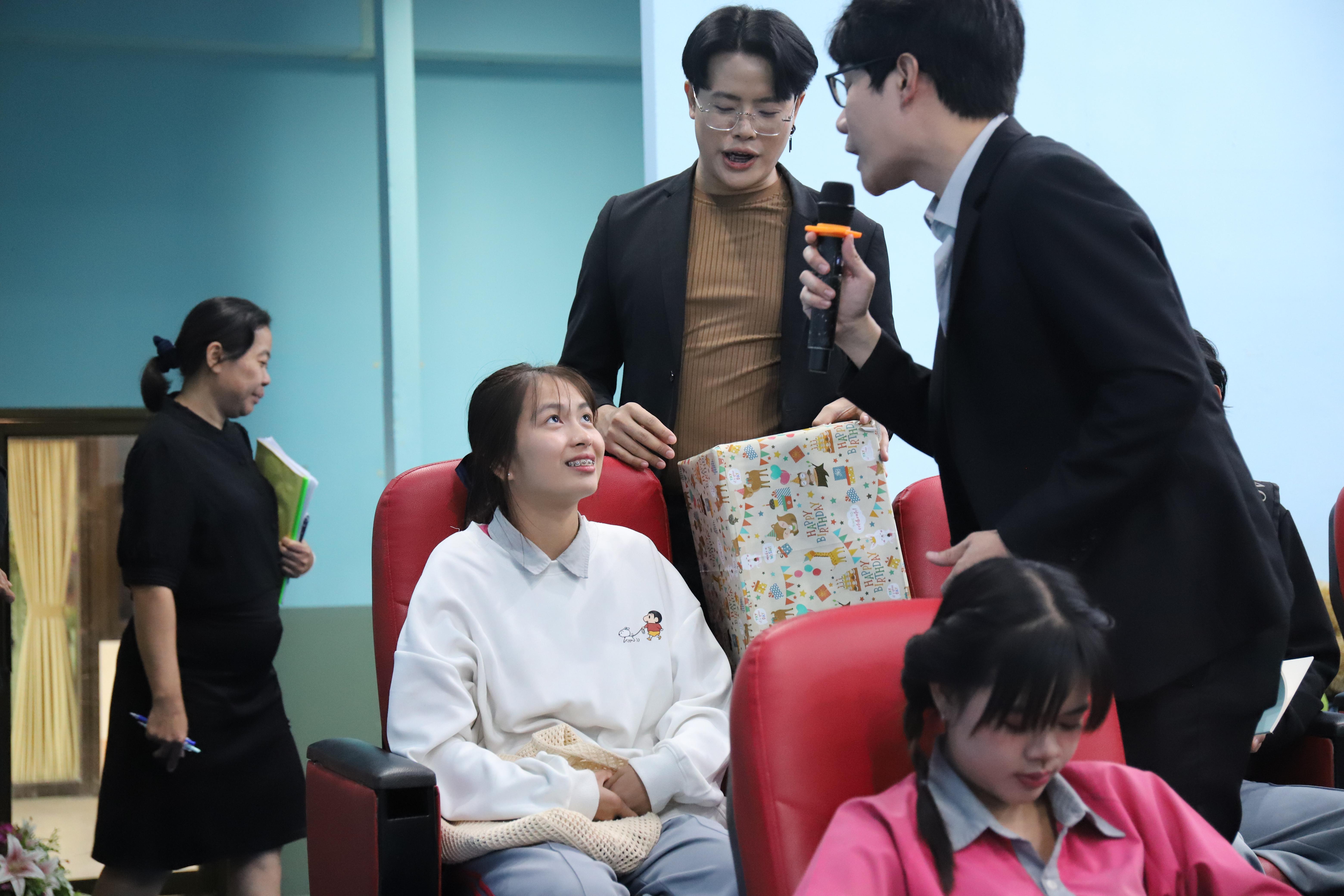 40. โรงเรียนชากังราว