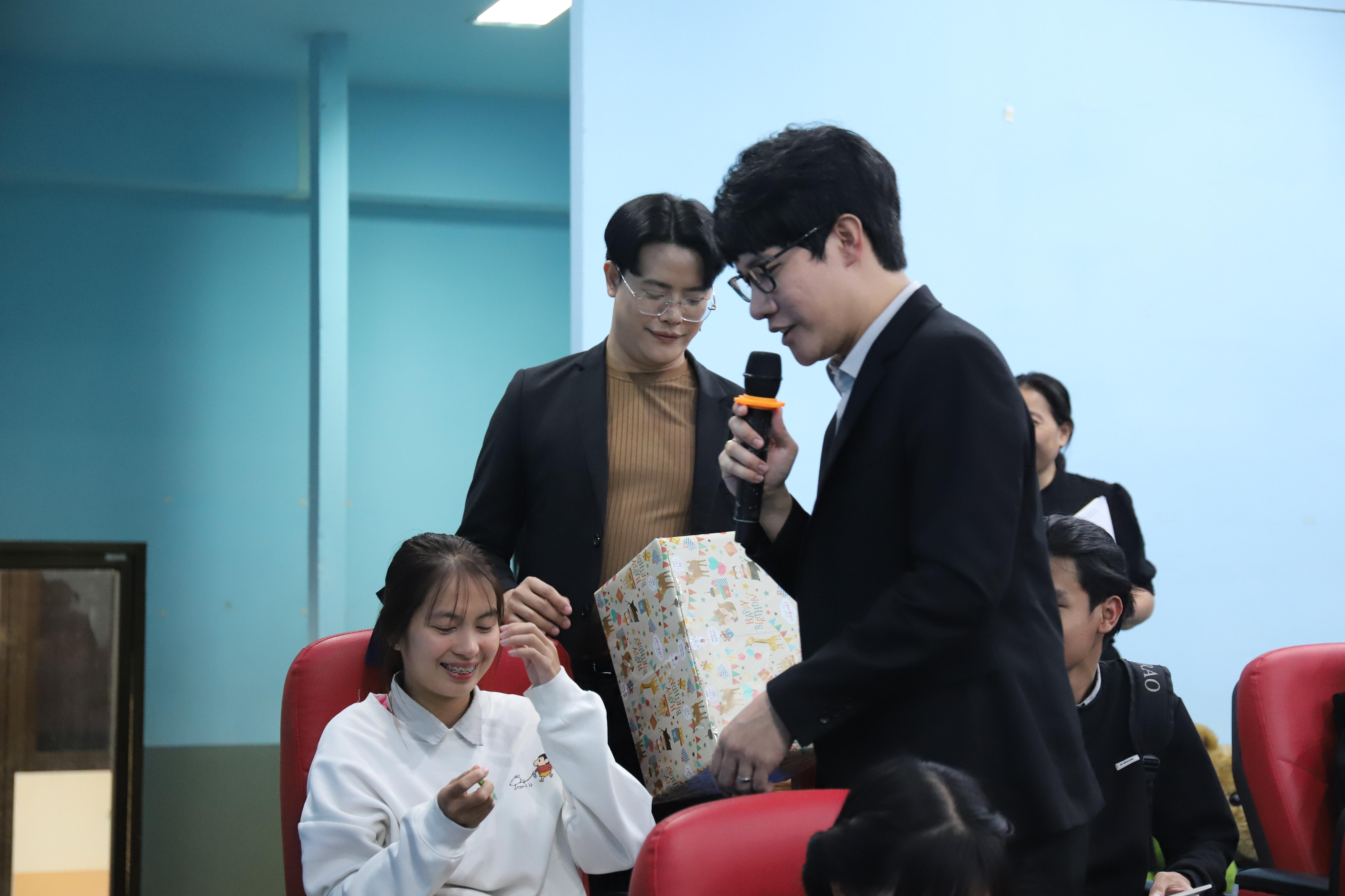 41. โรงเรียนชากังราว