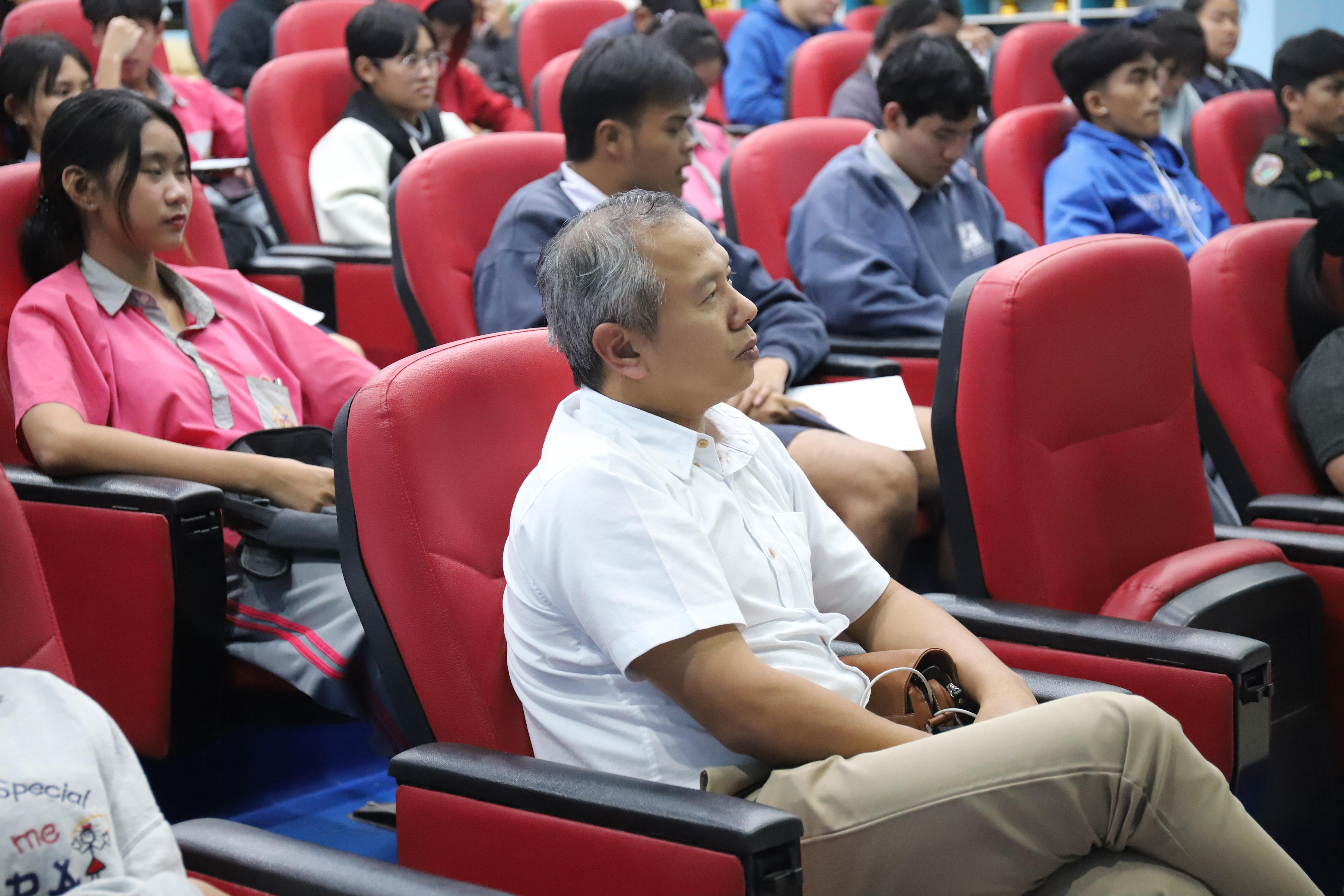 72. โรงเรียนชากังราว