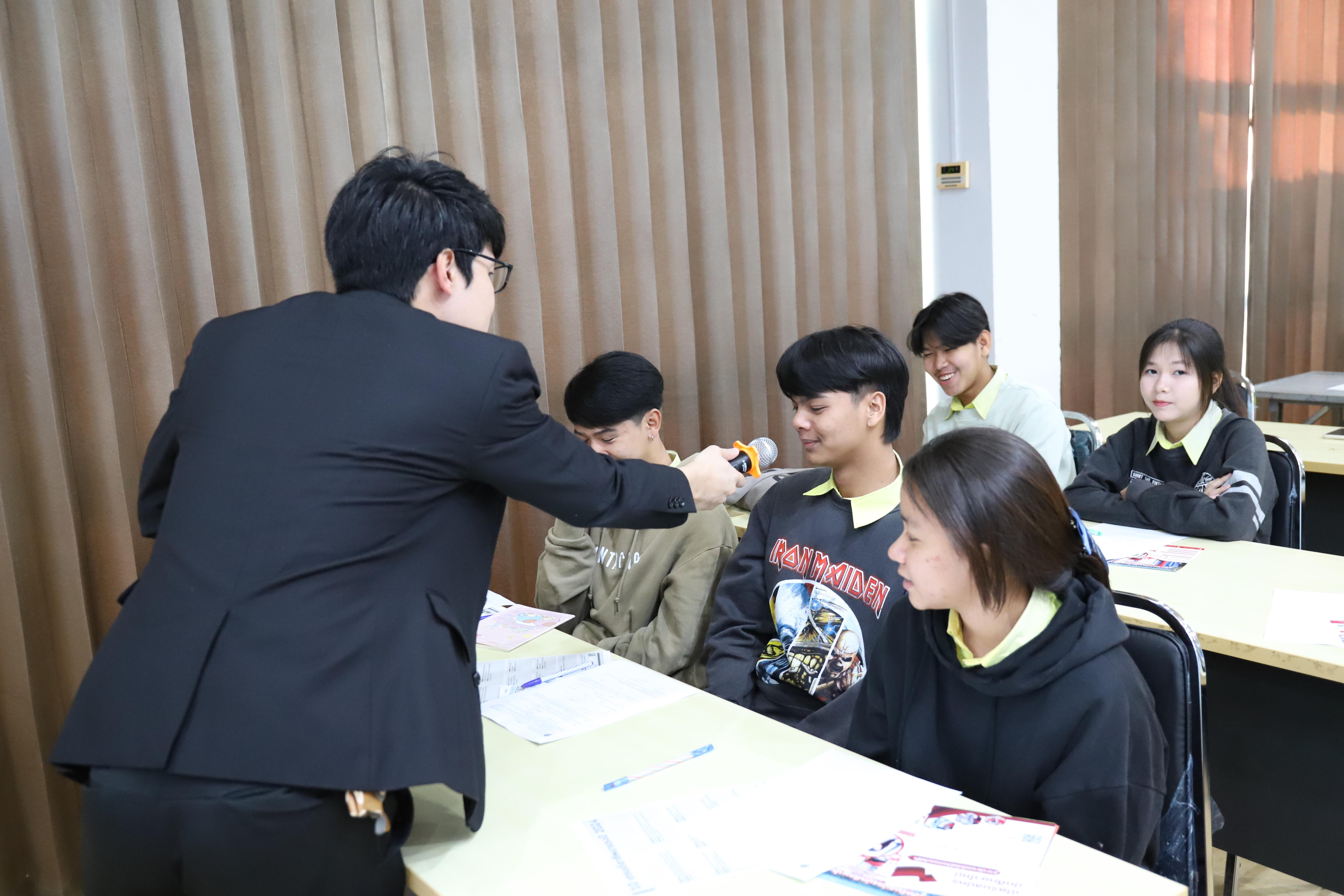 35. โรงเรียนองค์การบริหารส่วนจังหวัดกำแพงเพชร