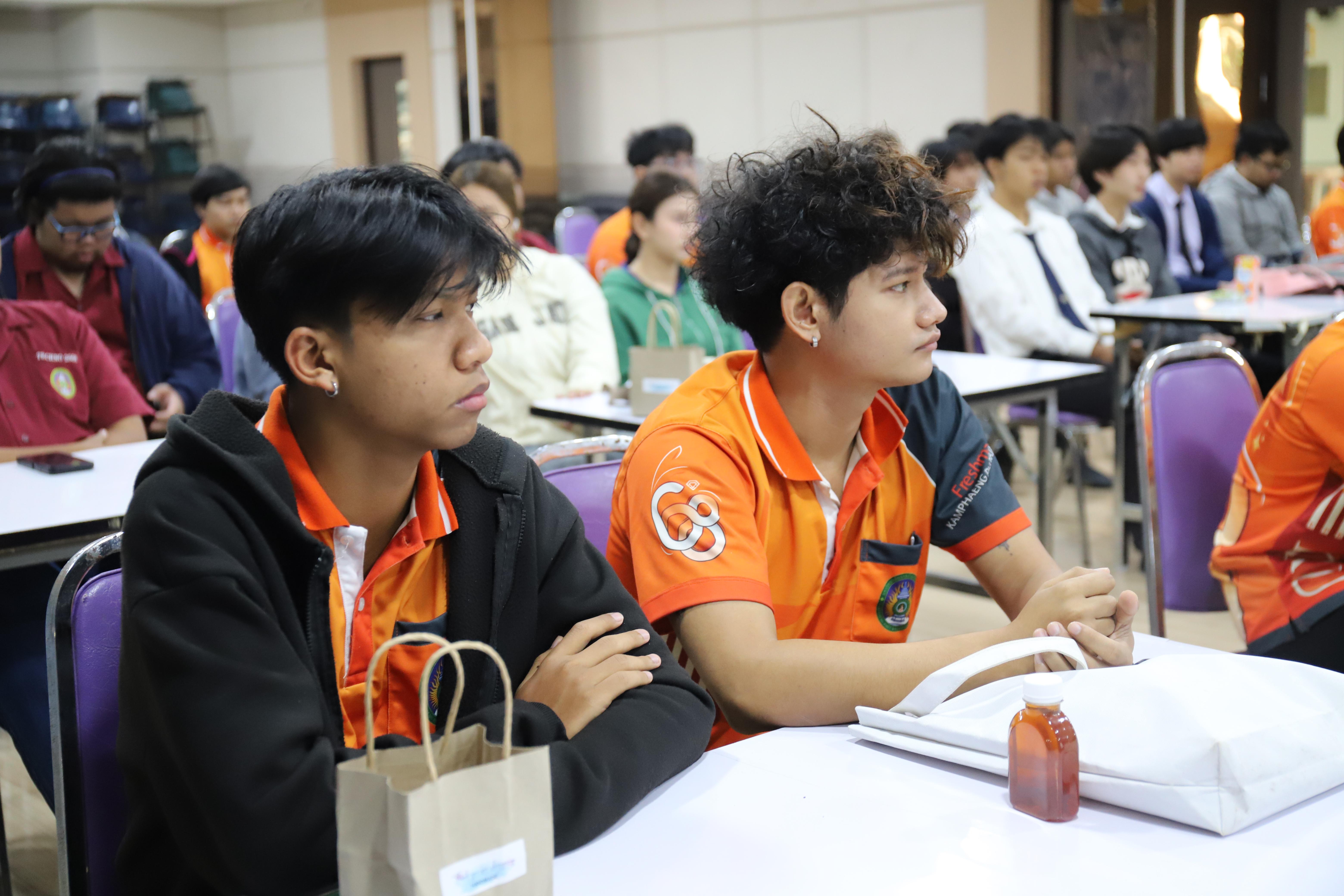 32. กำหนดการกิจกรรมแลกเปลี่ยนเรียนรู้การอาจารย์และนักศึกษาเพื่อเตรียมความพร้อมกับการเรียนการสอนแบบสหกิจศึกษาและ CWIE