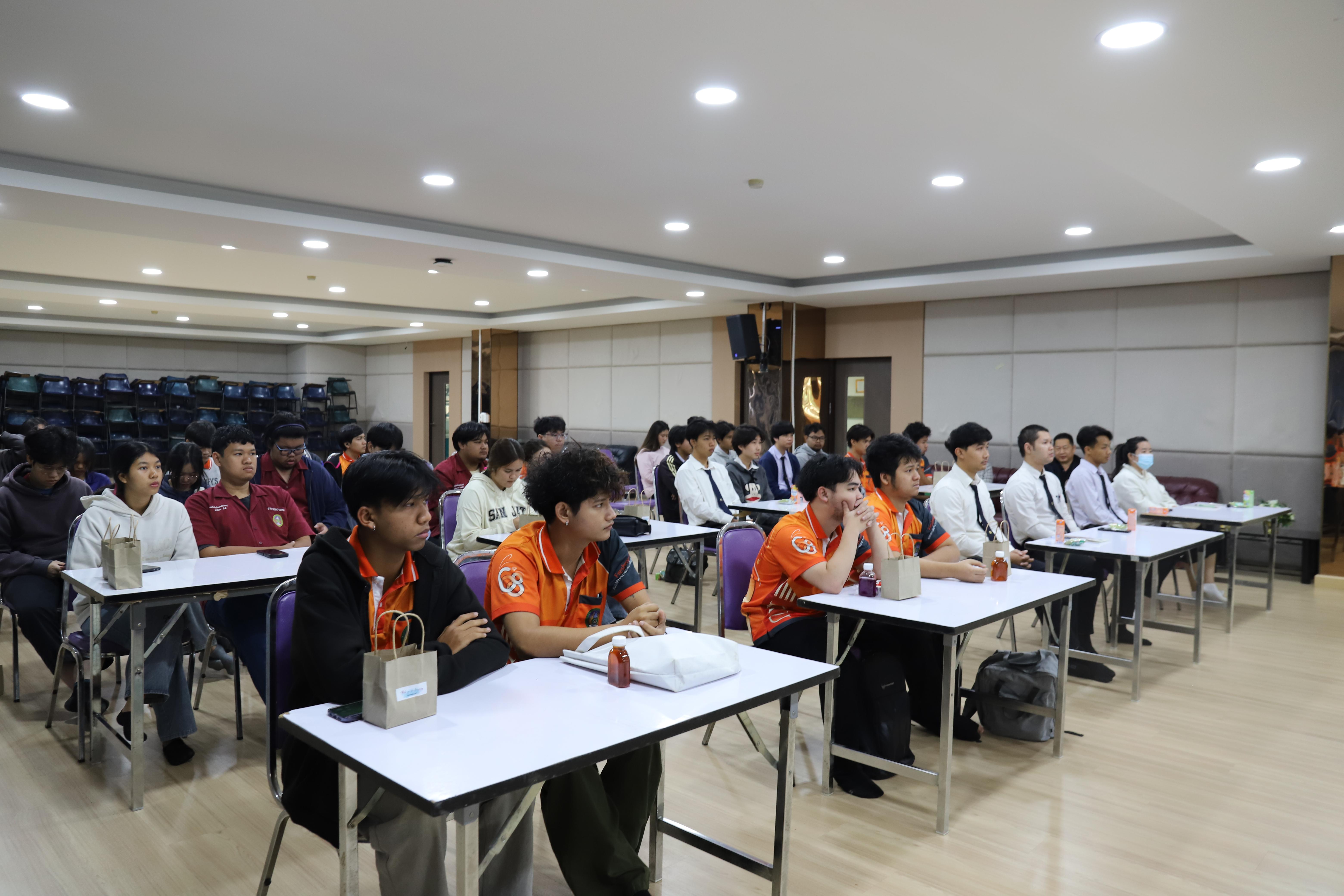 35. กำหนดการกิจกรรมแลกเปลี่ยนเรียนรู้การอาจารย์และนักศึกษาเพื่อเตรียมความพร้อมกับการเรียนการสอนแบบสหกิจศึกษาและ CWIE