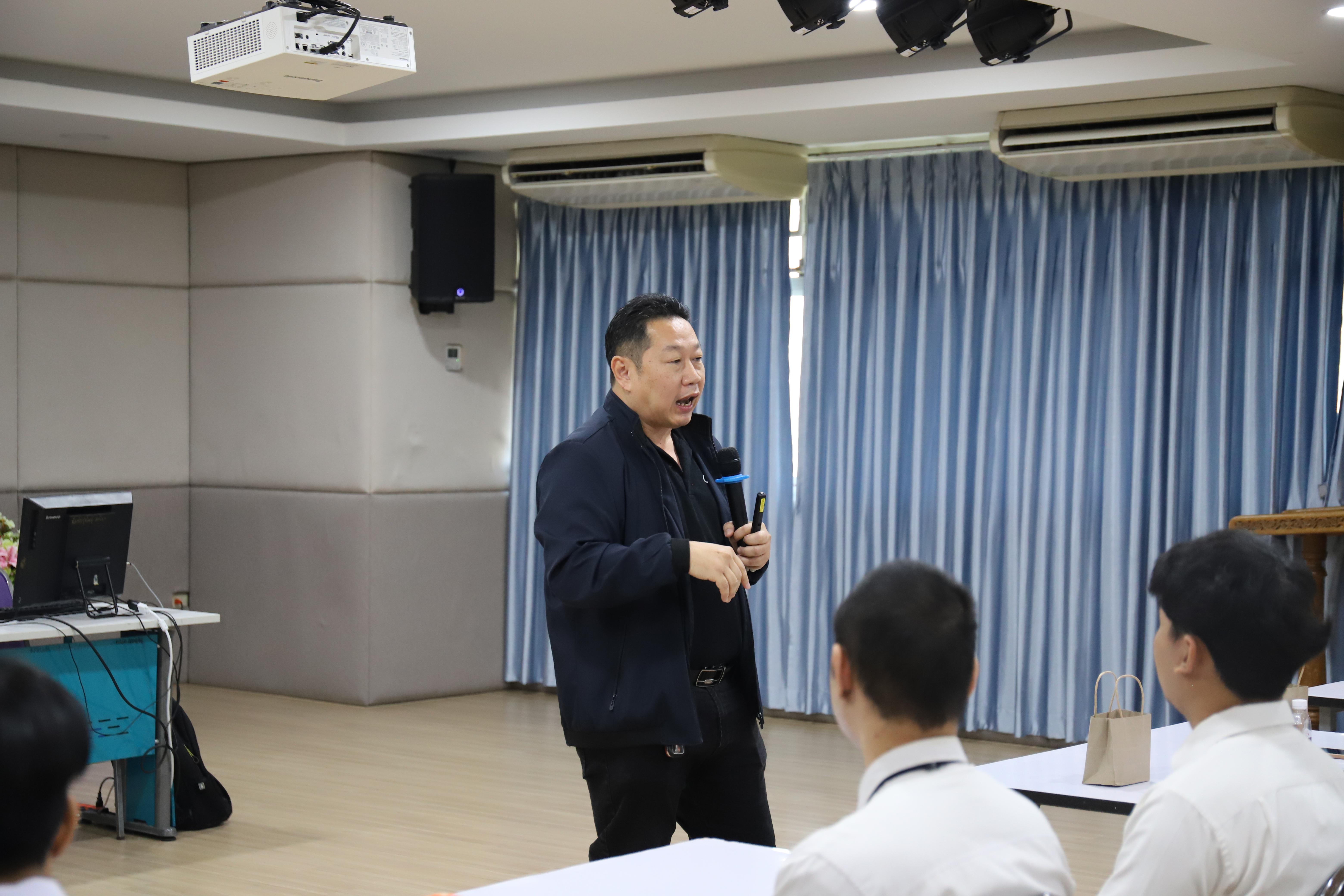 55. กำหนดการกิจกรรมแลกเปลี่ยนเรียนรู้การอาจารย์และนักศึกษาเพื่อเตรียมความพร้อมกับการเรียนการสอนแบบสหกิจศึกษาและ CWIE