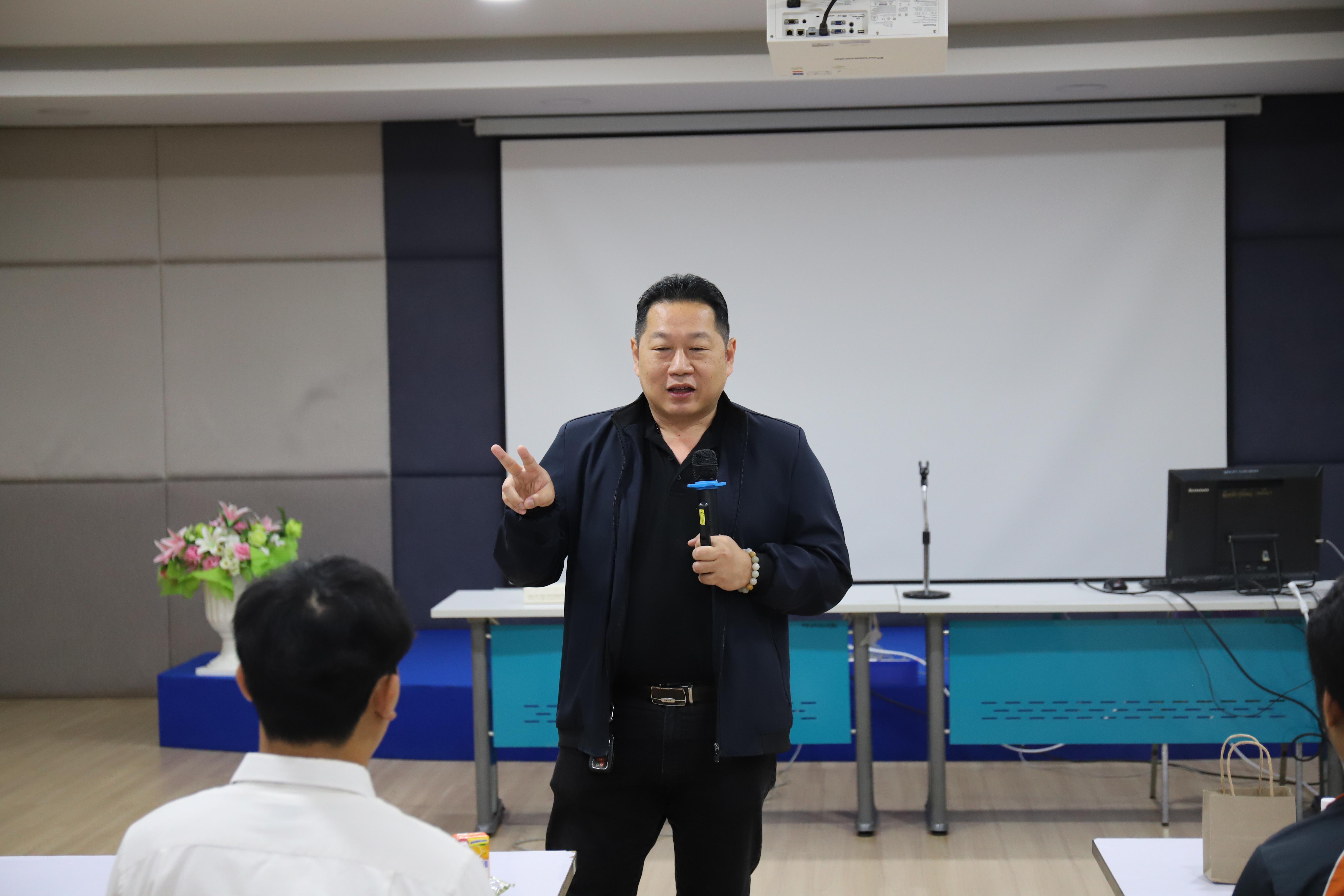 59. กำหนดการกิจกรรมแลกเปลี่ยนเรียนรู้การอาจารย์และนักศึกษาเพื่อเตรียมความพร้อมกับการเรียนการสอนแบบสหกิจศึกษาและ CWIE