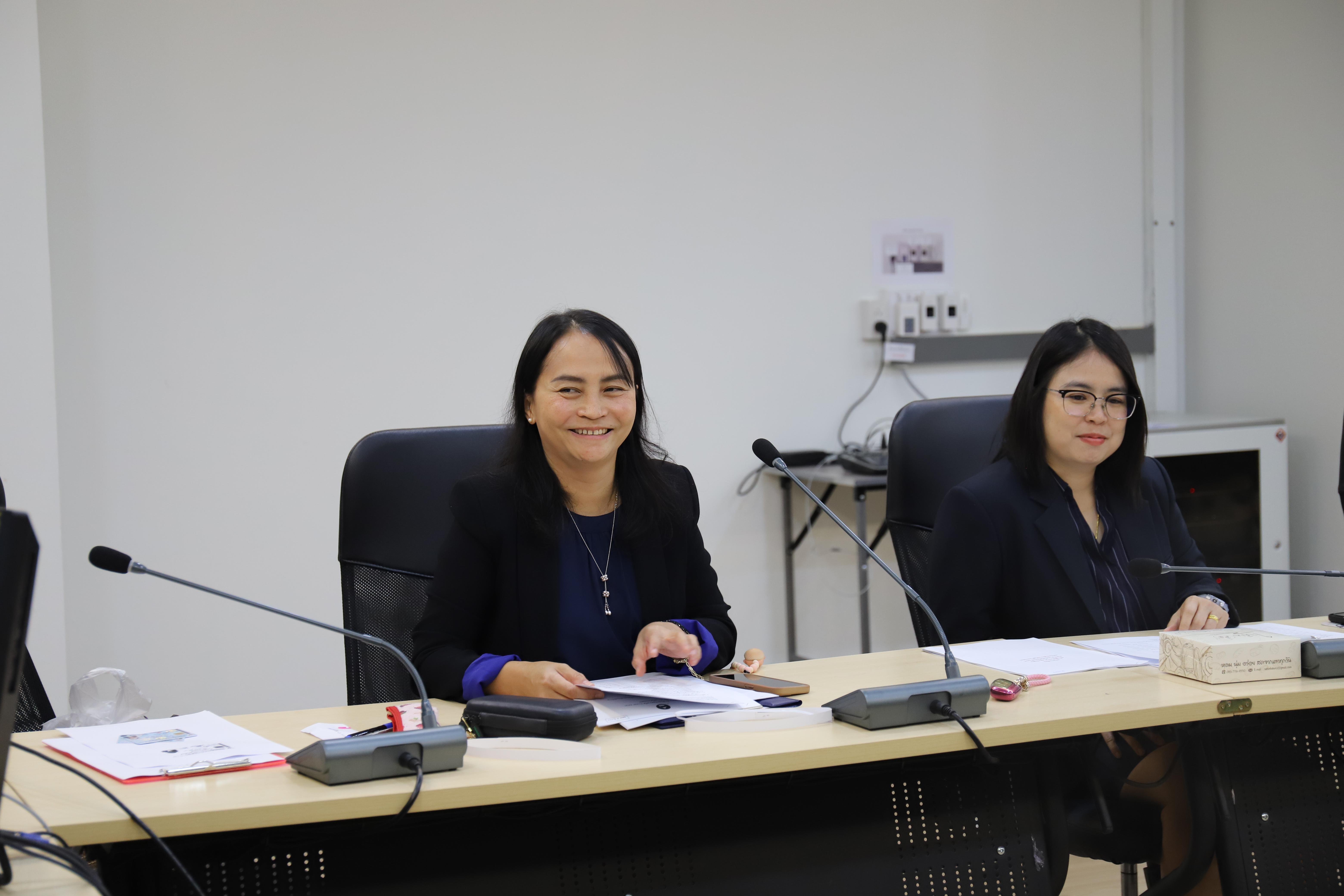 15. กิจกรรมการประชุมเชิงปฏิบัติการเพื่อวิพากษ์และปรับปรุงหลักสูตร Credit Bank  แบบโมดูล โดยเน้นการแลกเปลี่ยนความคิดเห็น