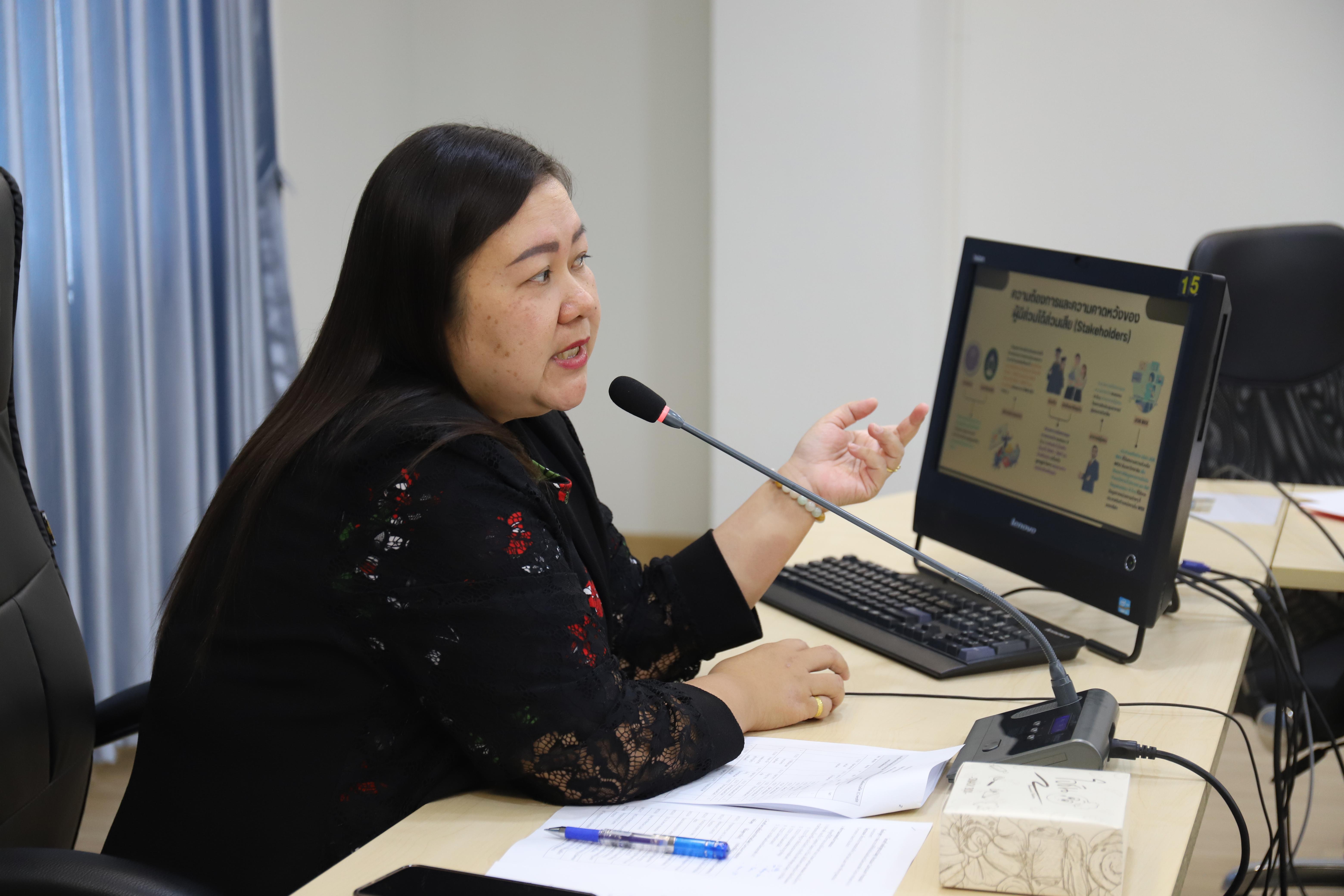 24. กิจกรรมการประชุมเชิงปฏิบัติการเพื่อวิพากษ์และปรับปรุงหลักสูตร Credit Bank  แบบโมดูล โดยเน้นการแลกเปลี่ยนความคิดเห็น