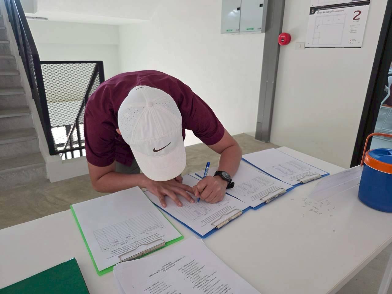 67. อบรมเชิงปฏิบัติการระบบควบคุมเครื่องจักรแบบอัตโนมัติโดยใช้ PLC ภายใต้โครงการพัฒนากำลังคนเพื่อให้สอดคล้องตามมาตรฐานสากล