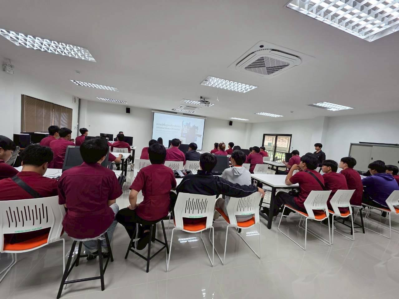 72. อบรมเชิงปฏิบัติการระบบควบคุมเครื่องจักรแบบอัตโนมัติโดยใช้ PLC ภายใต้โครงการพัฒนากำลังคนเพื่อให้สอดคล้องตามมาตรฐานสากล