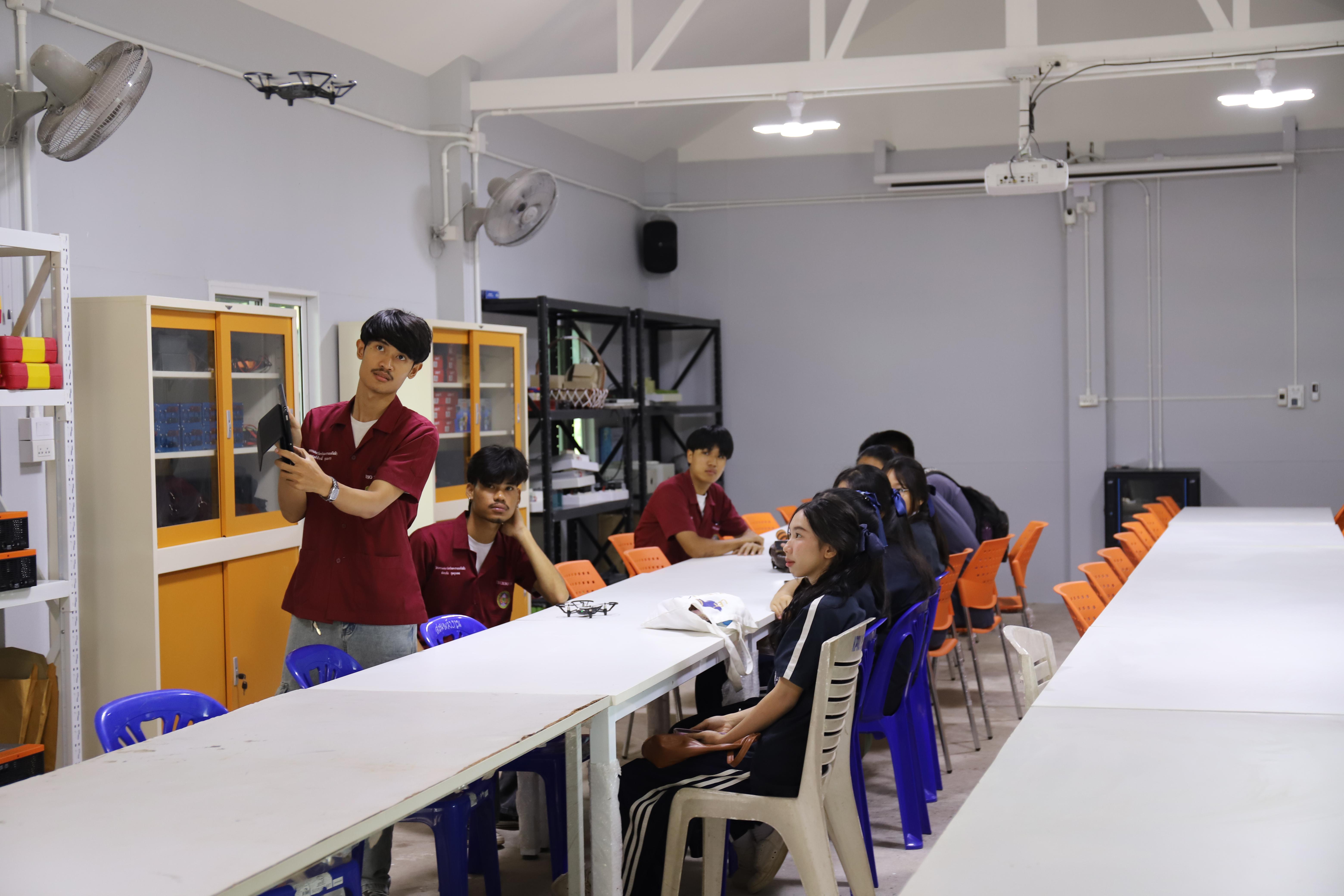 34. กิจกรรมส่งเสริมการเรียนการสอนในระบบคลังหน่วยกิต (KPRU MOOC)