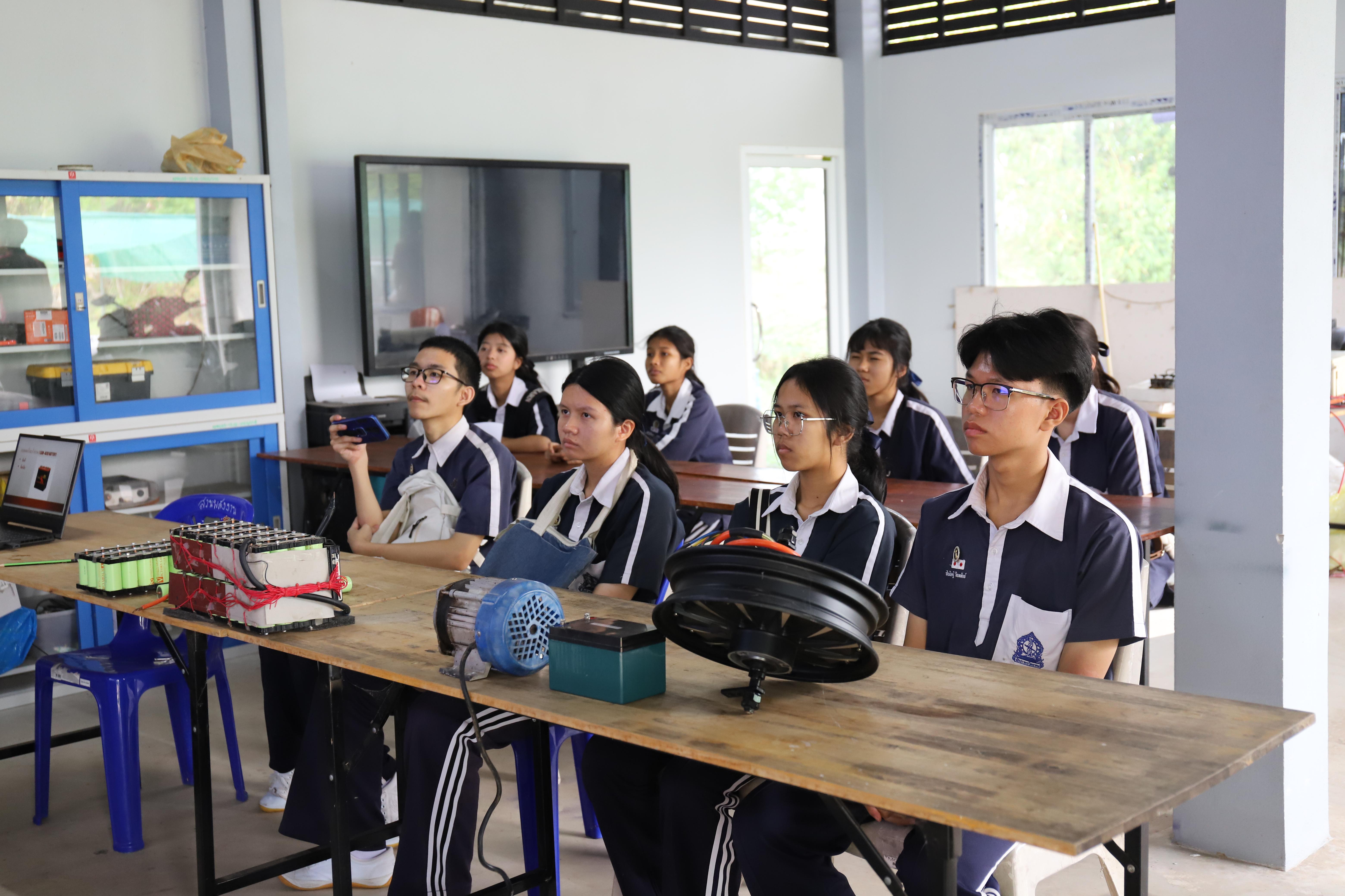 43. กิจกรรมส่งเสริมการเรียนการสอนในระบบคลังหน่วยกิต (KPRU MOOC)