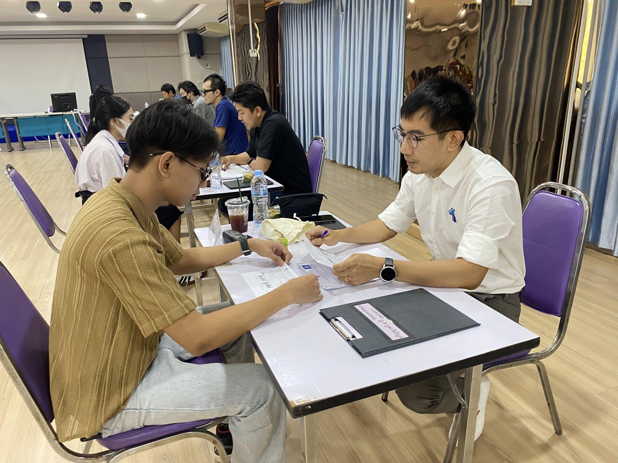 11. บรรยากาศการสอบสัมภาษณ์การรับสมัครนักศึกษาใหม่ ปีการศึกษา 2569 รอบที่ 3