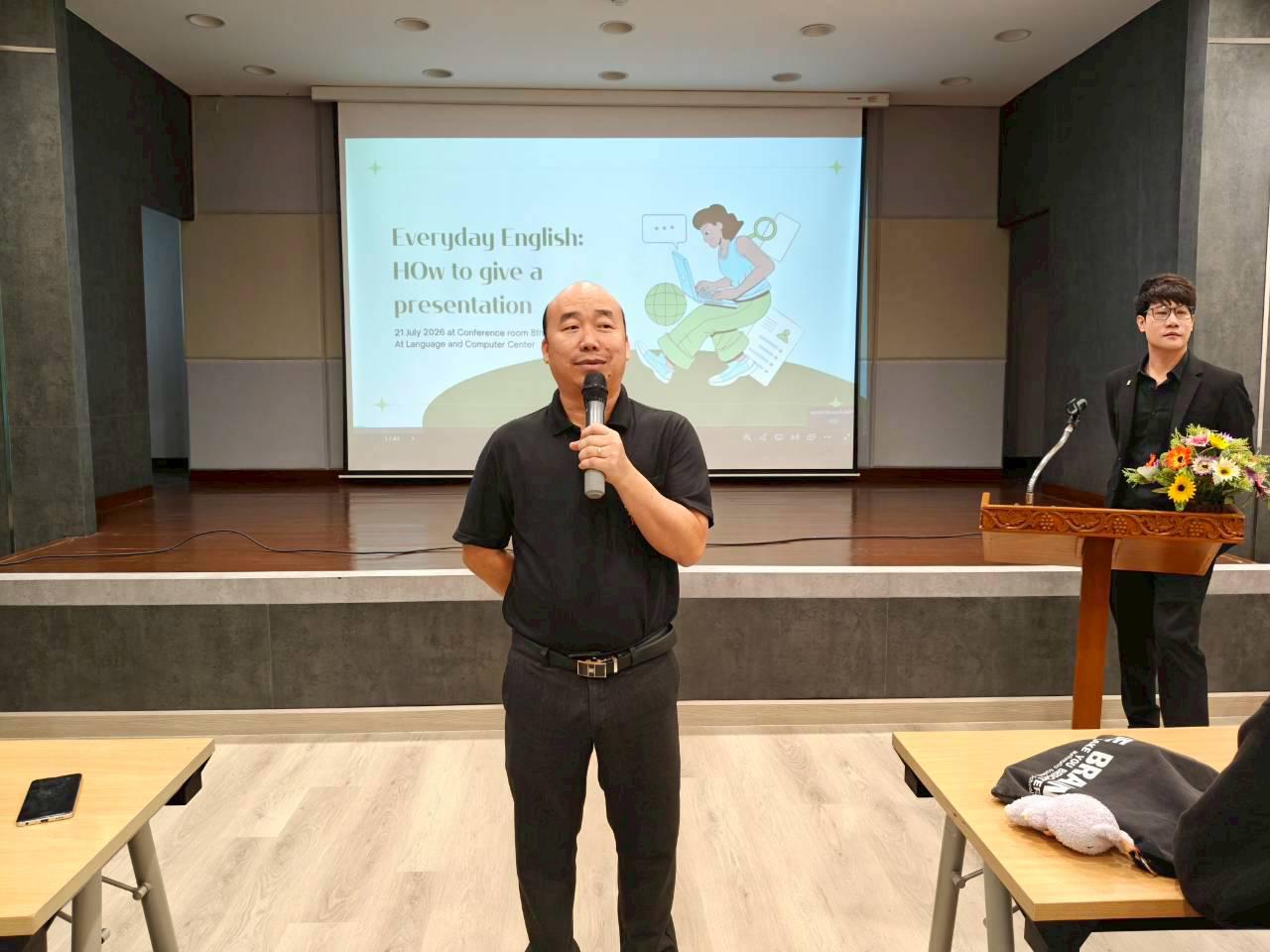 56. คณะเทคโนโลยีอุตสาหกรรม มหาวิทยาลัยราชภัฏกำแพงเพชร จัดโครงการอบรมและพัฒนาทักษะภาษาอังกฤษและมาตรฐานคอมพิวเตอร์ สำหรับนักศึกษาชั้นปีที่ 1