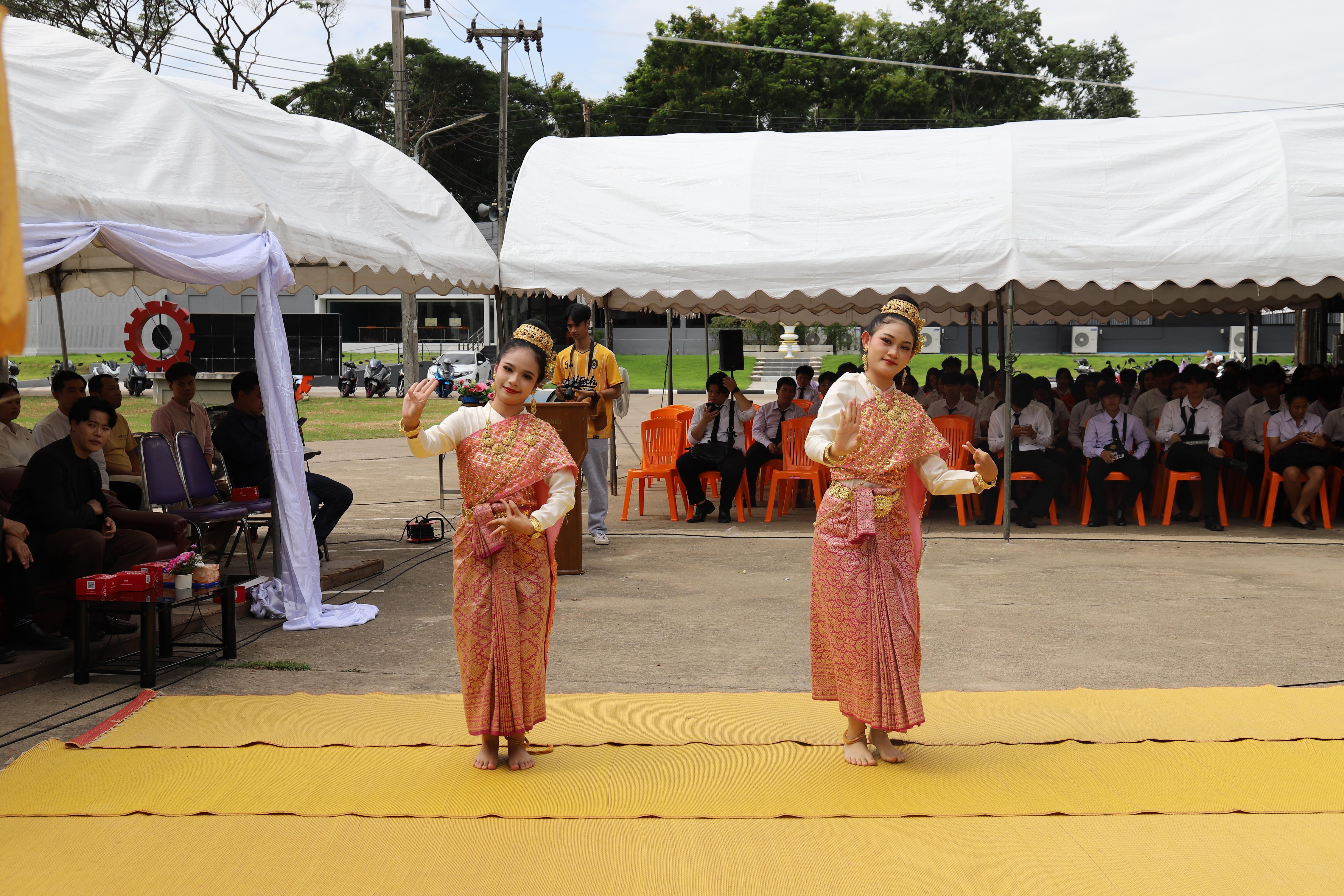 88. คณะเทคโนโลยีอุตสาหกรรม จัดพิธี ไหว้ครูช่าง บวงสรวงพระวิษณุกรรม ประจำปีการศึกษา 2569
