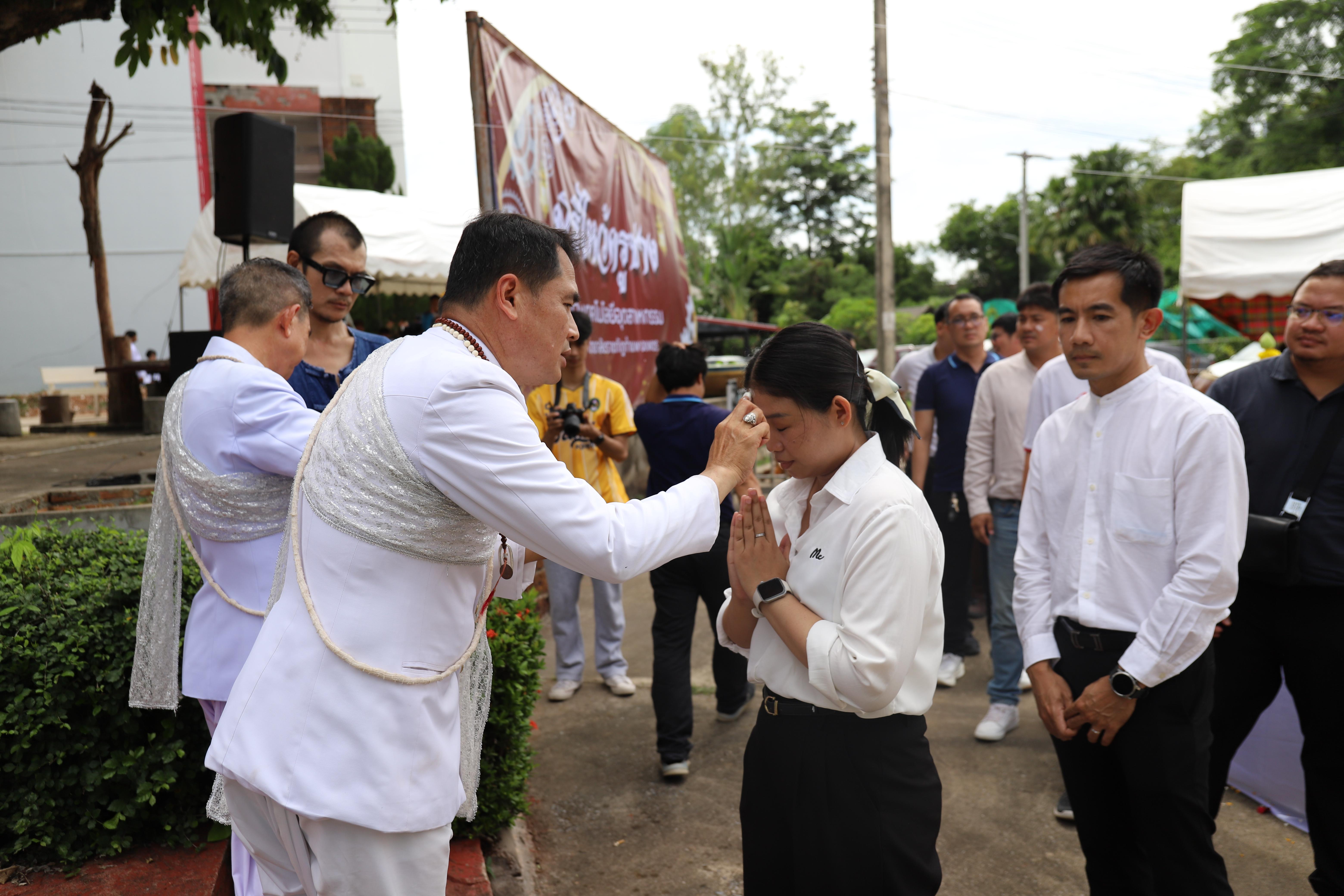 111. คณะเทคโนโลยีอุตสาหกรรม จัดพิธี ไหว้ครูช่าง บวงสรวงพระวิษณุกรรม ประจำปีการศึกษา 2569