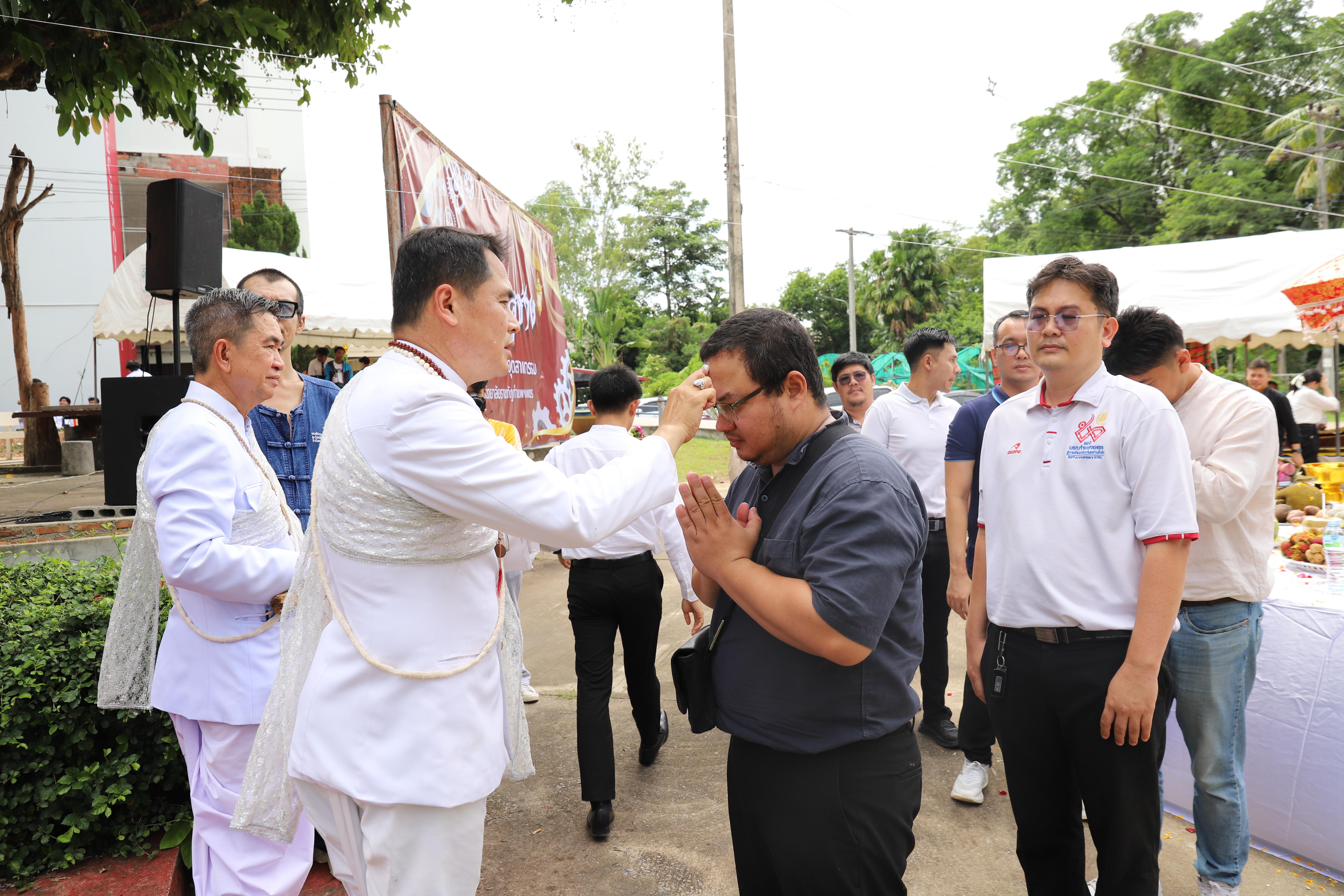 113. คณะเทคโนโลยีอุตสาหกรรม จัดพิธี ไหว้ครูช่าง บวงสรวงพระวิษณุกรรม ประจำปีการศึกษา 2569