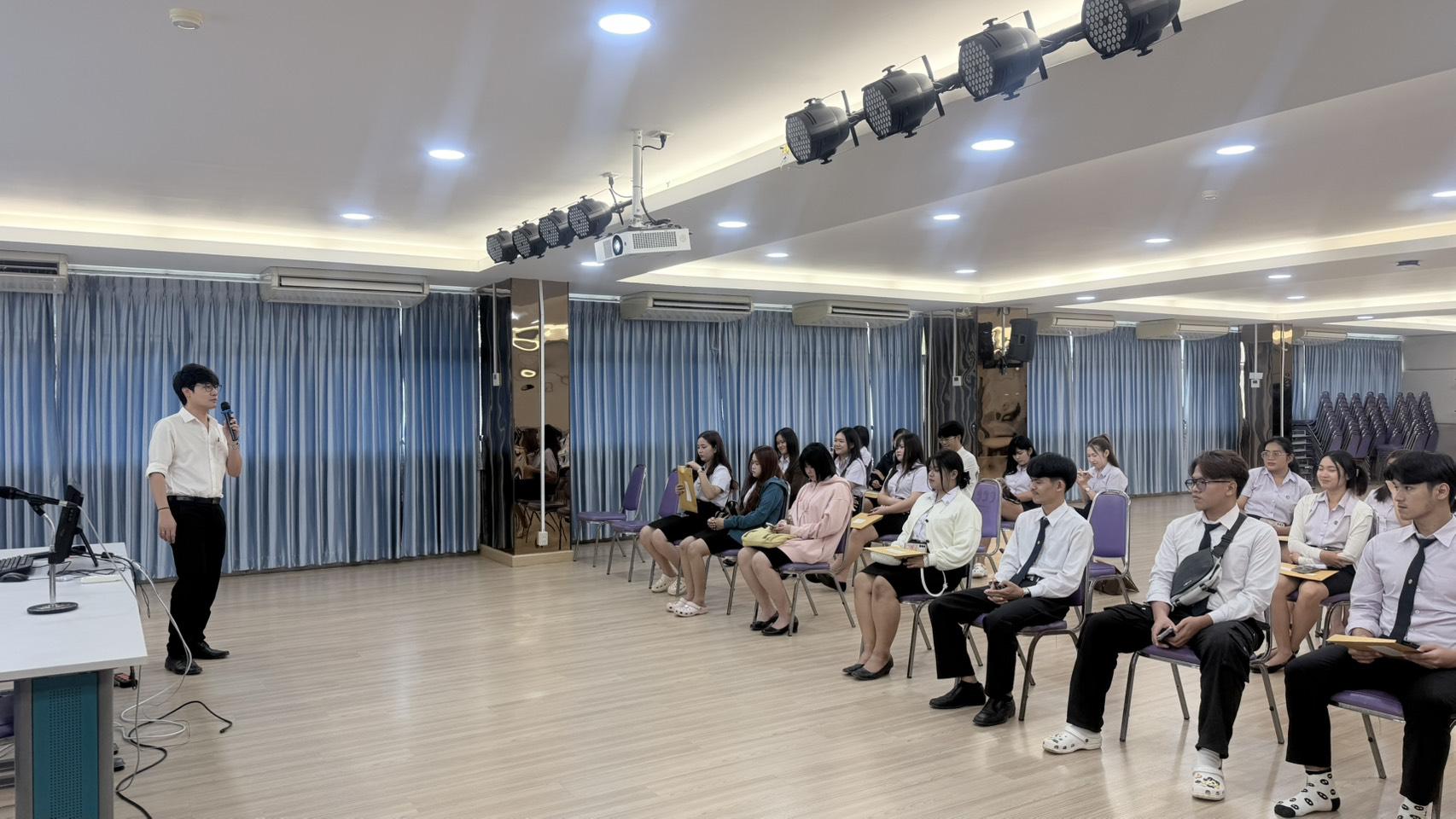 9. คณะเทคโนโลยีอุตสาหกรรม จัดปฐมนิเทศสหกิจศึกษา ประจำปีการศึกษา 2569