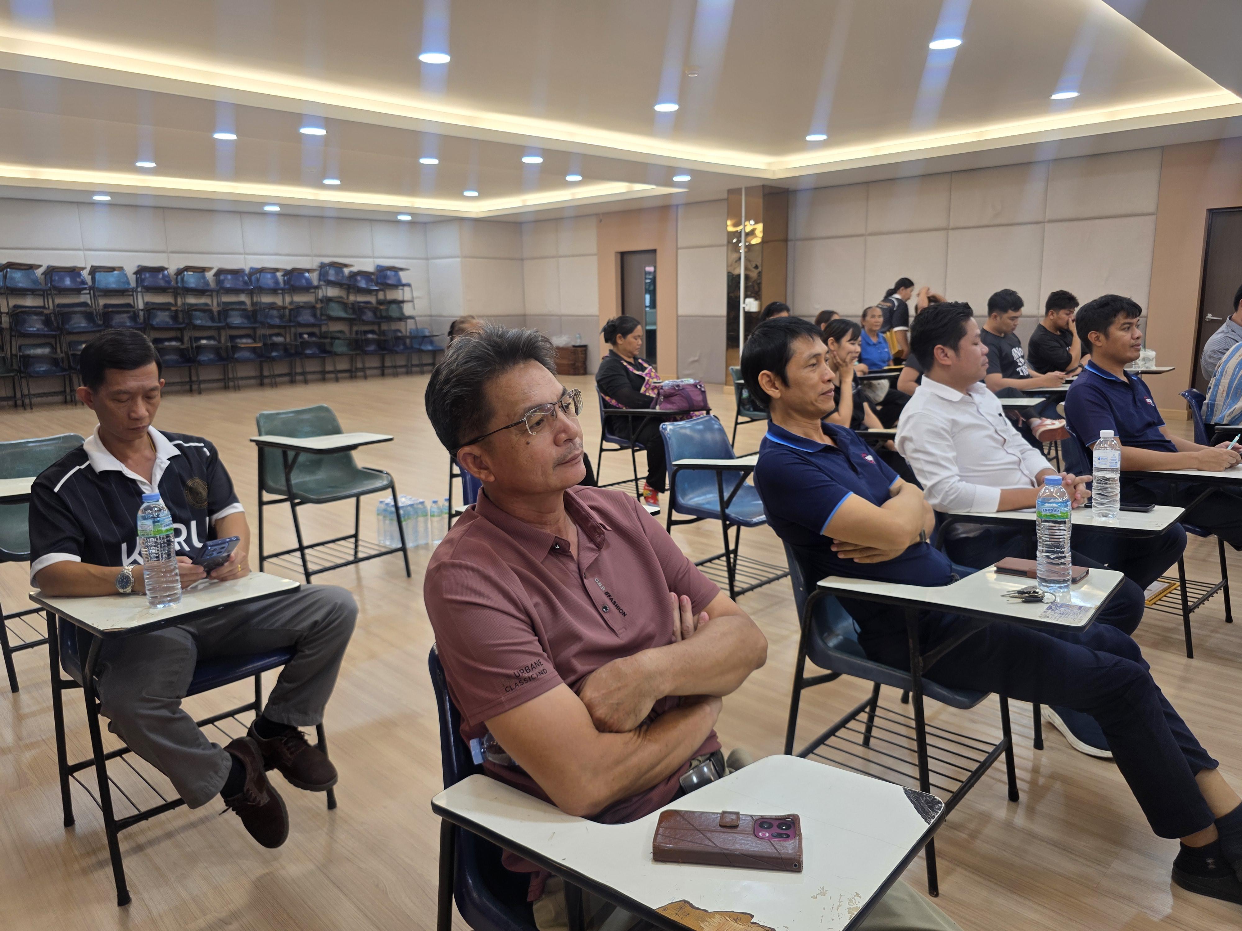 111. คณะเทคโนโลยีอุตสาหกรรม จัดประชุมคณะ เชิญคณาจารย์และบุคลากรร่วมแลกเปลี่ยนข้อมูลและขับเคลื่อนการดำเนินงาน