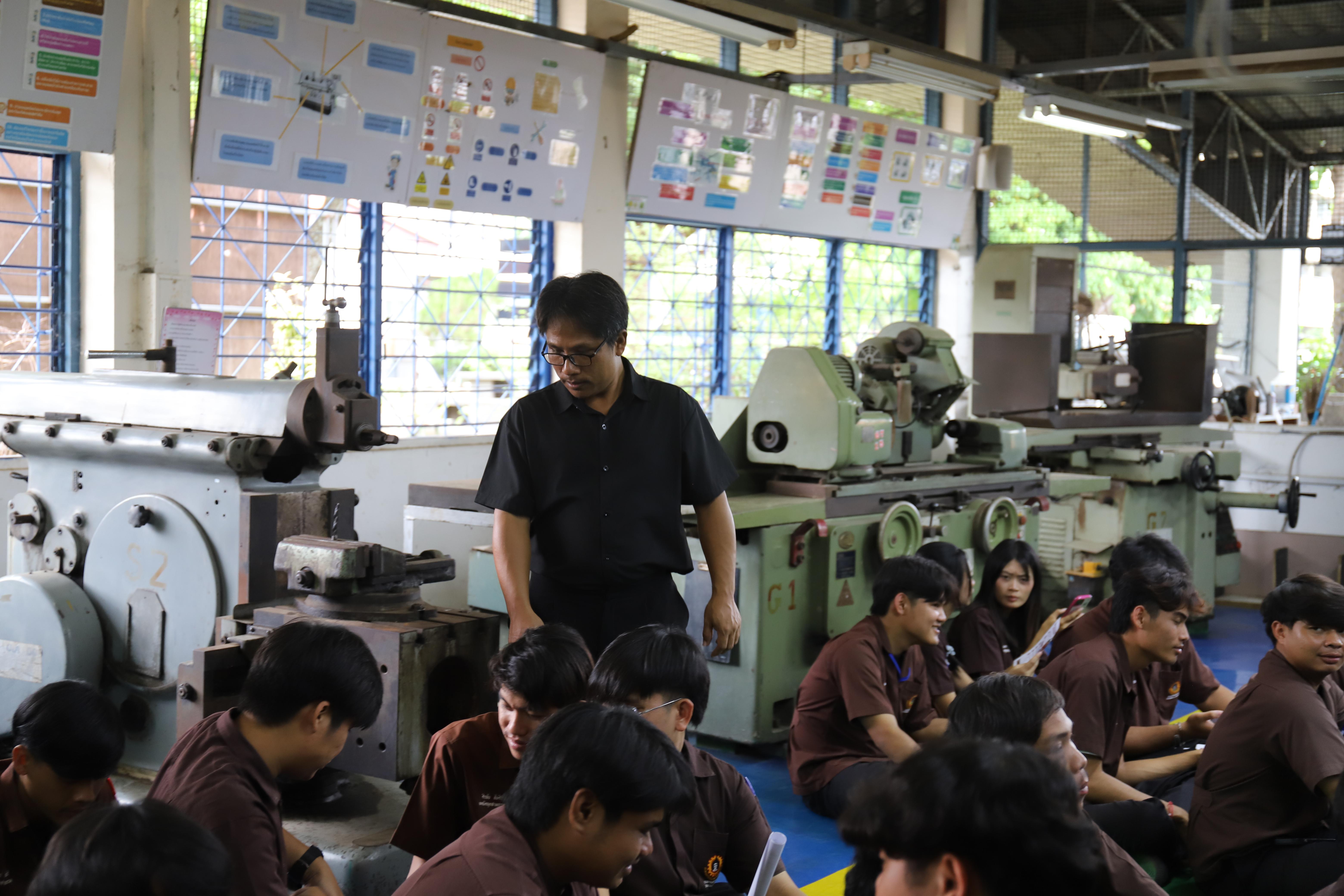 29. คณะเทคโนโลยีอุตสาหกรรม มหาวิทยาลัยราชภัฏกำแพงเพชร ลงพื้นที่แนะแนวการศึกษาต่อ