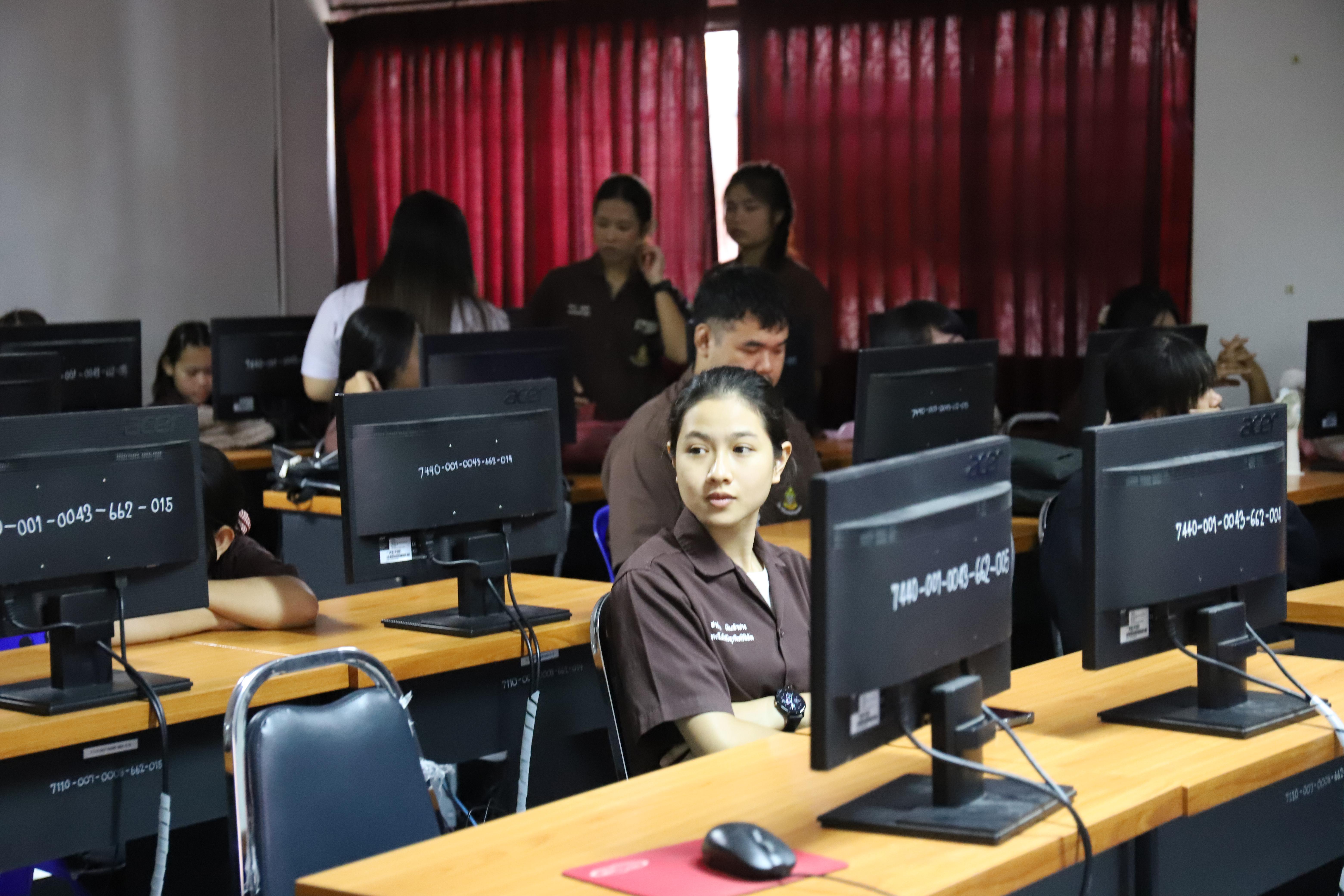 35. คณะเทคโนโลยีอุตสาหกรรม มหาวิทยาลัยราชภัฏกำแพงเพชร ลงพื้นที่แนะแนวการศึกษาต่อ